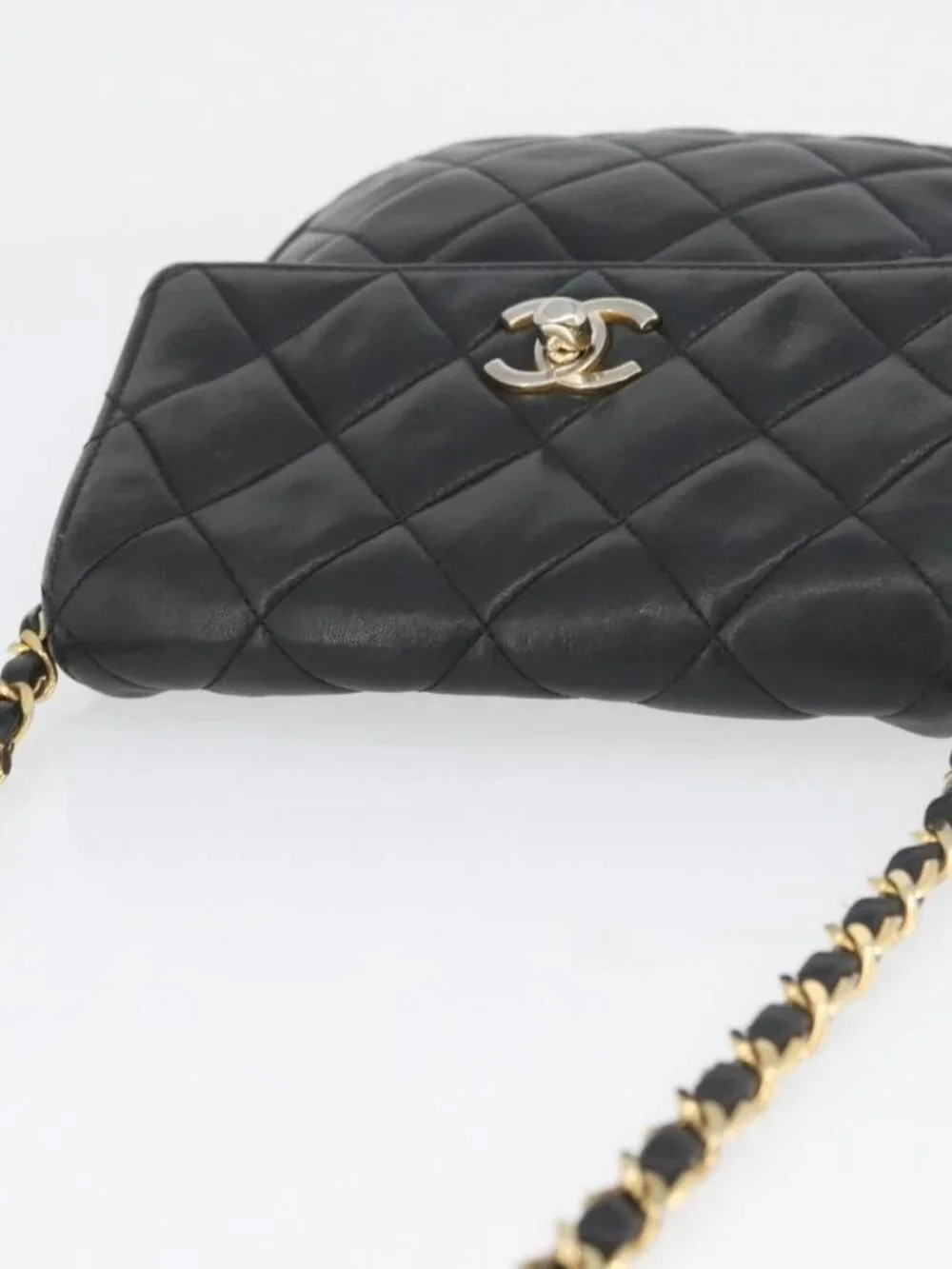 CHANEL brand	chanel color	black